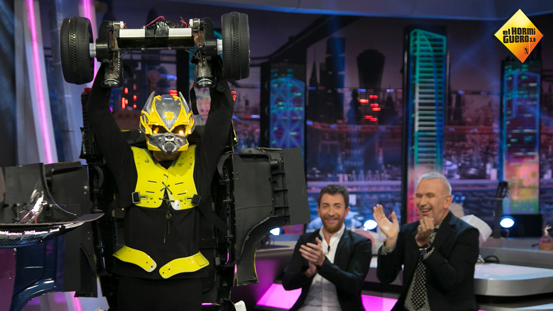 Jean Paul Gaultier se divierte con el arte a lo bestia de 'El Hormiguero 3.0'