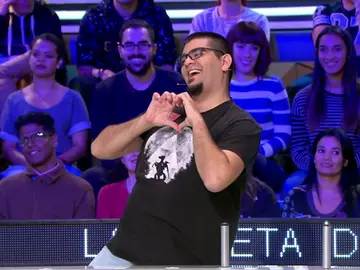 El panel del amor de Luis conquista al público El panel del amor de Luis conquista al público