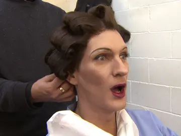 Las transformaciones más espectaculares de la octava gala se viven en la sala de maquillaje Las transformaciones más espectaculares de la octava gala se viven en la sala de maquillaje