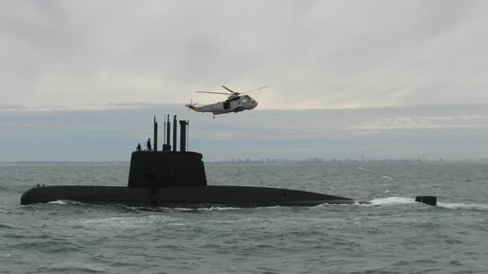Imagen de archivo de un submarino Buscan submarino argentino