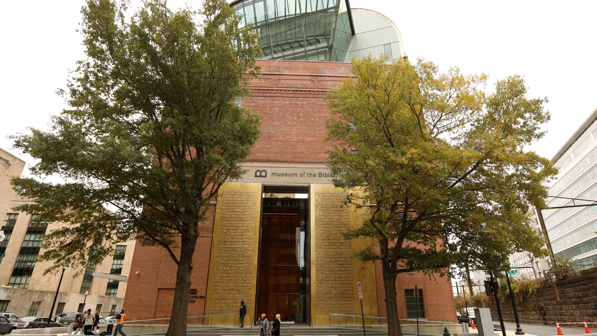 El nuevo Museo de la Biblia de Washington, tan suntuoso como controvertido El nuevo Museo de la Biblia de Washington, tan suntuoso como controvertido