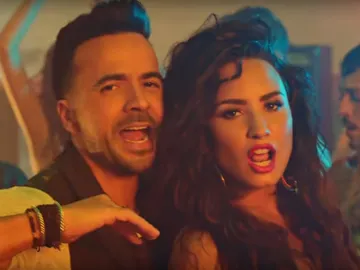 Luis Fonsi y Demi Lovato cantan juntos Luis Fonsi y Demi Lovato cantan juntos