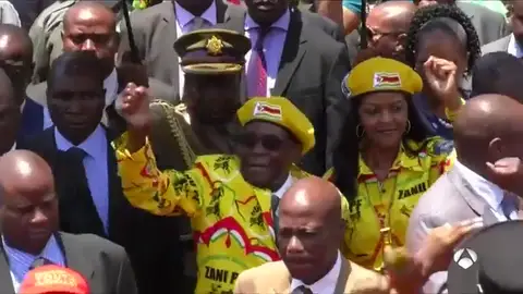 Histórica manifestación en Zimbabue para pedir la dimisión del presidente Mugabe Histórica manifestación en Zimbabue para pedir la dimisión del presidente Mugabe