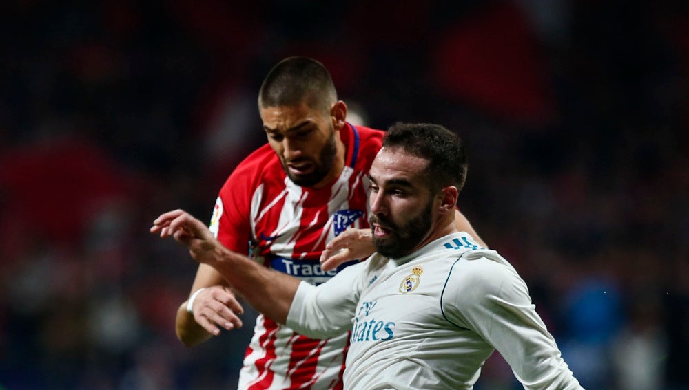 Dani Carvajal, en acción ante Carrasco