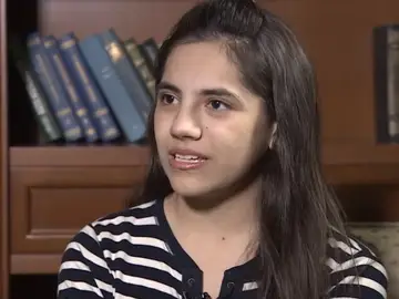 Dafne Almazán, la psicóloga más joven del mundo Dafne Almazán, la psicóloga más joven del mundo