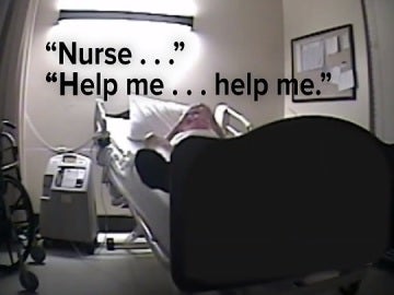 Un hombre pide ayuda a las enfermeras en un hospital