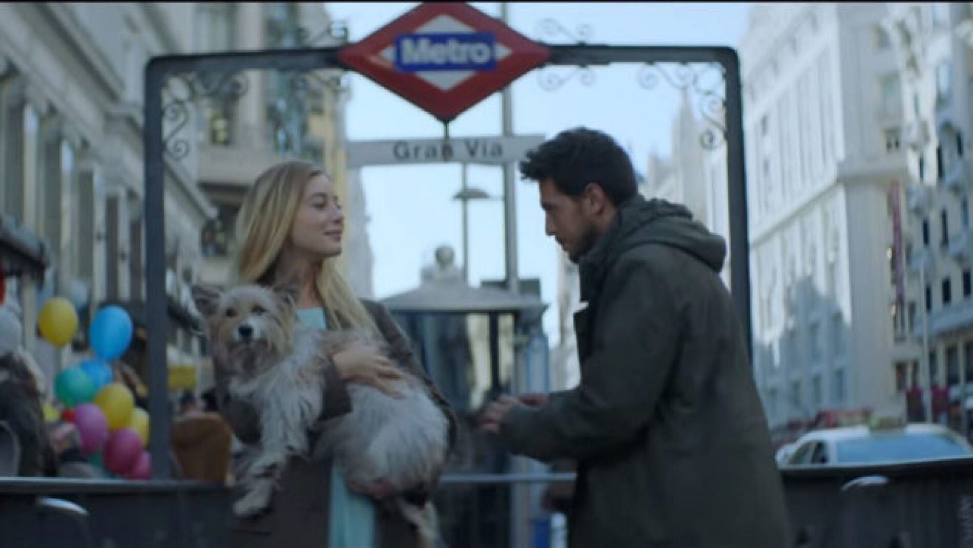 Max el perro de la Lotería de Navidad