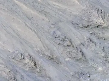 Los riachuelos de Marte son en realidad corrientes de arena Los riachuelos de Marte son en realidad corrientes de arena