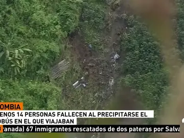 Mueren 14 personas en un accidente de autobús en el noroeste de Colombia Mueren 14 personas en un accidente de autobús en el noroeste de Colombia
