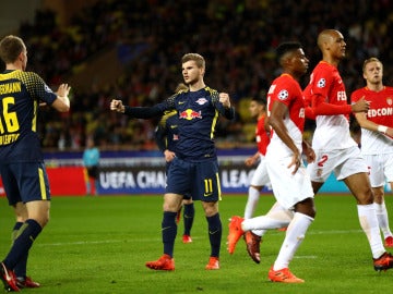 Timo Werner celebra su gol ante el Mónaco