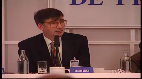 Ernest Lluch era asesinado tal día como hoy hace casi dos décadas Ernest Lluch era asesinado tal día como hoy hace casi dos décadas