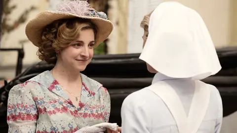 El consejo de Magdalena a Julia antes de partir hacia Madrid El consejo de Magdalena a Julia antes de partir hacia Madrid