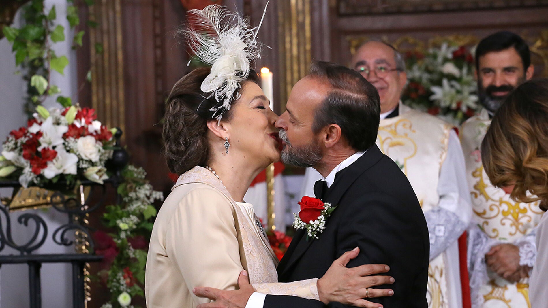 Francisca y Raimundo se dan el 's&iacute;, quiero' m&aacute;s esperado