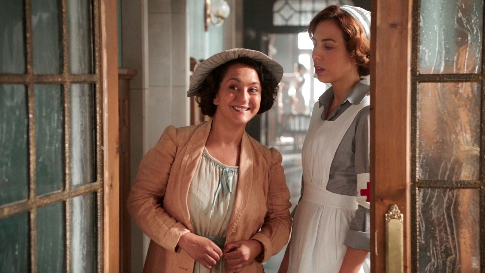 Gloria se presenta en el hospital para sorpresa de Ver&oacute;nica