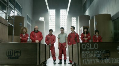 La serie de Atresmedia 'La casa de papel' confirma su éxito convirtiéndose en la serie de habla no inglesa más vista de la historia de Netflix