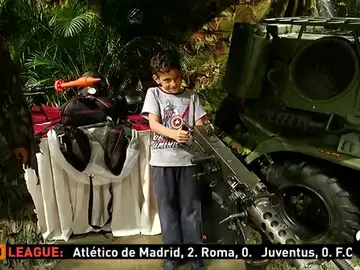Inauguran en Caracas una exposición que recrea crímenes de guerra y en la que se exhiben armas empleadas para extorsiones y secuestros Inauguran en Caracas una exposición que recrea crímenes de guerra y en la que se exhiben armas empleadas para extorsiones y secuestros