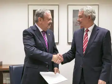 El Gobierno Vasco y el PP reeditan por segundo año un acuerdo presupuestario en Euskadi El Gobierno Vasco y el PP reeditan por segundo año un acuerdo presupuestario en Euskadi