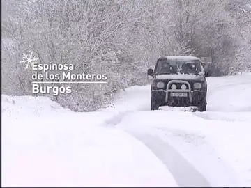 La esperada nieve llega a la Península dejando espesores de hasta cinco centímetros en algunos puntos de Burgos La esperada nieve llega a la Península dejando espesores de hasta cinco centímetros en algunos puntos de Burgos