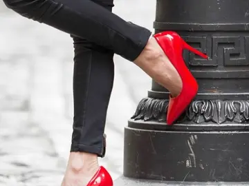 Unos tacones de una mujer Unos tacones de una mujer