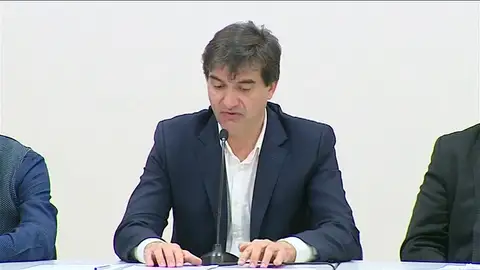 ERC asegura que hará "recuento electoral paralelo" de los resultados del 21-D por temor a un "pucherazo" ERC asegura que hará "recuento electoral paralelo" de los resultados del 21-D por temor a un "pucherazo"