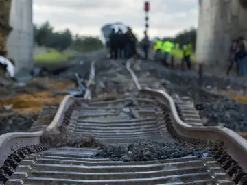 Estado en el que ha quedado la vía de ferrocarril Estado en el que ha quedado la vía de ferrocarril