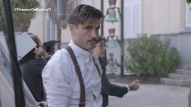 Los galanes de 'Tiempos de Guerra' viven tras las cámaras su cara a cara