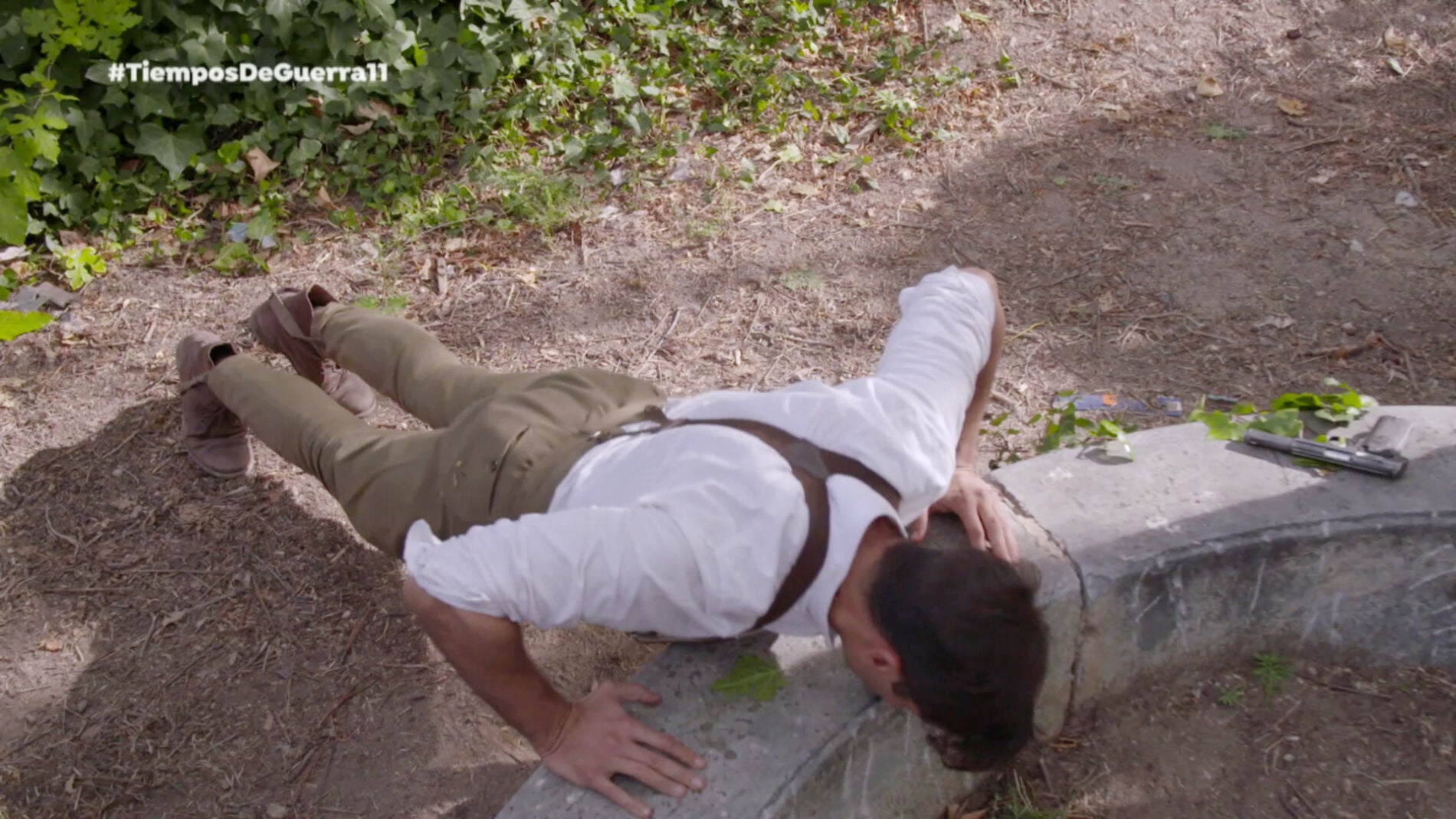 &Aacute;lex Garc&iacute;a "calienta" antes de rodar el enfrentamiento de Fidel y Andr&eacute;s