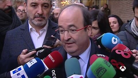 El PSOE considera "absolutamente razonable" la propuesta de Iceta sobre crear una Hacienda catalana propia