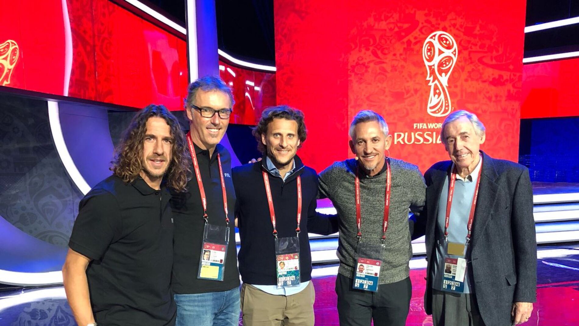 Puyol, junto a Blanc, Forl&aacute;n y Lineker