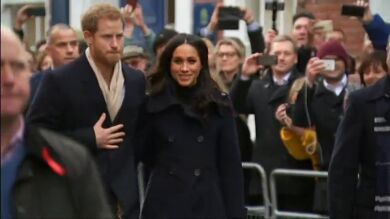 El príncipe Harry y Meghan Markle protagonizan en Nottingham su primer acto oficial tras el anuncio de su compromiso