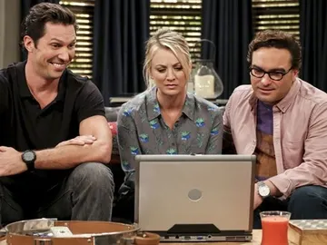 Leonard, Penny y Zack en 'The Big Bang Theory' Leonard, Penny y Zack en 'The Big Bang Theory'
