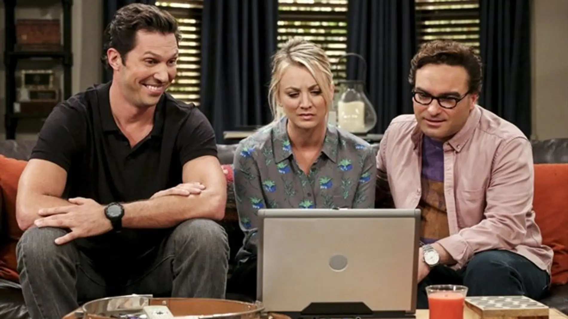 Leonard, Penny y Zack en 'The Big Bang Theory'