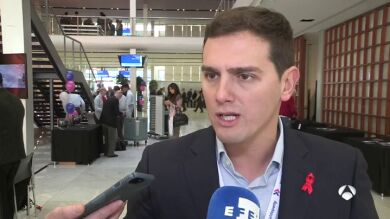 Los constitucionalistas insisten en que los independentistas sigue una estrategia