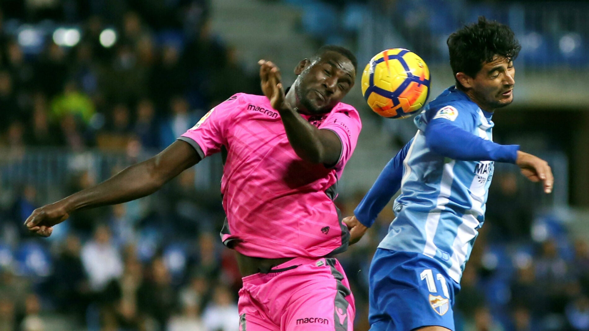 Bal&oacute;n dividido en el M&aacute;laga - Levante