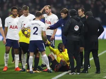 Pochettino intercede en una acción en el partido entre Watford y Tottenham Pochettino intercede en una acción en el partido entre Watford y Tottenham