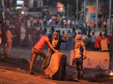 Simpatizantes de la Alianza se manifiestan Simpatizantes de la Alianza se manifiestan