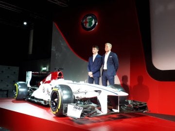 Leclerc y Ericsson, con el Sauber