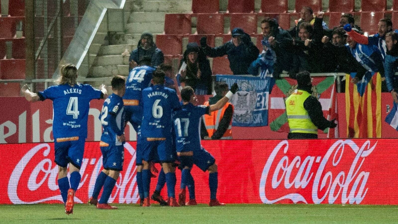 Un hat-trick de Ibai lidera la remontada del Alavés ante el Girona en el debut de Abelardo