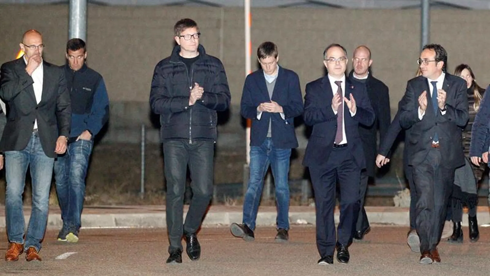 Los exconsellers Romeva, Mundó, Turull y Rull, a su salida de la prisión de Estremera Los exconsellers Romeva, Mundó, Turull y Rull, a su salida de la prisión de Estremera