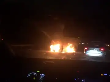 Mueren dos personas en un accidente en la AP-7 por el que se ha cortado la vía en Vilablareix Mueren dos personas en un accidente en la AP-7 por el que se ha cortado la vía en Vilablareix