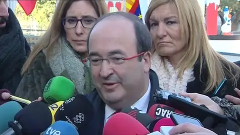 Iceta: "Sólo los que quieren de verdad a la Constitución quieren reformarla" Iceta: "Sólo los que quieren de verdad a la Constitución quieren reformarla"