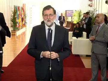 Las líneas rojas de Rajoy para la reforma constitucional: que haya consenso y una "idea clara" Las líneas rojas de Rajoy para la reforma constitucional: que haya consenso y una "idea clara"