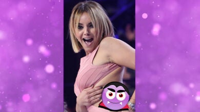 Chenoa recibe una inesperada 'mordidita'