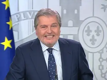 Méndez de Vigo: "La presencia de España en el Mundial no peligra" Méndez de Vigo: "La presencia de España en el Mundial no peligra"