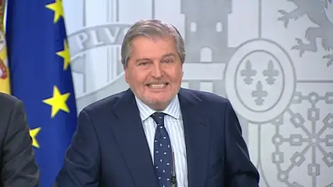 Méndez de Vigo: "La presencia de España en el Mundial no peligra" Méndez de Vigo: "La presencia de España en el Mundial no peligra"