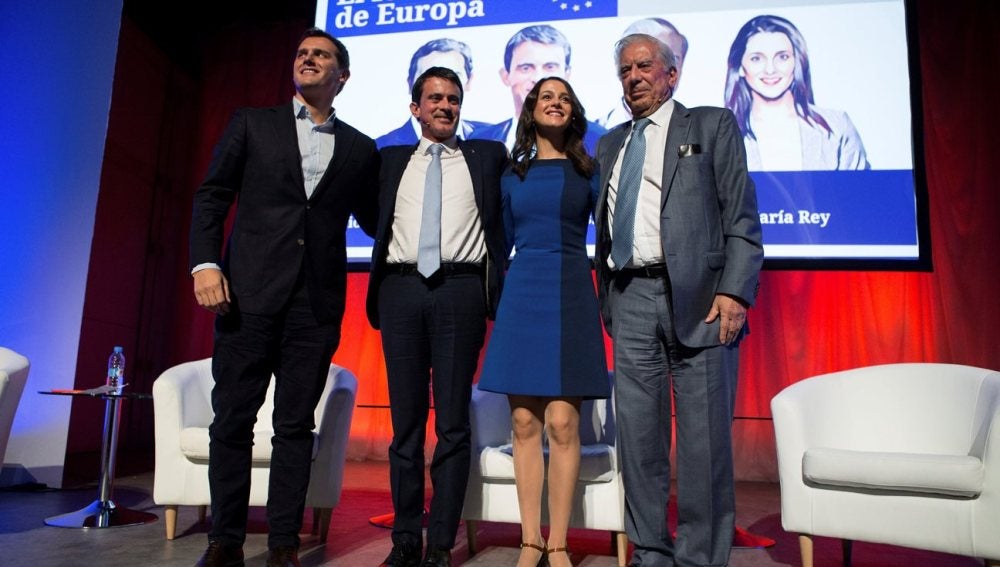 Albert Rivera, Emmanuel Macron, Inés Arrimadas y Vargas Llosa 