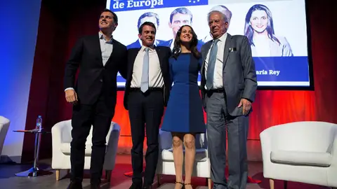 Albert Rivera, Emmanuel Macron, Inés Arrimadas y Vargas Llosa Albert Rivera, Emmanuel Macron, Inés Arrimadas y Vargas Llosa