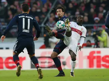 El Bayern se impone al Stuttgart El Bayern se impone al Stuttgart