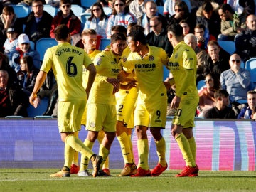 El Villarreal celebra un gol