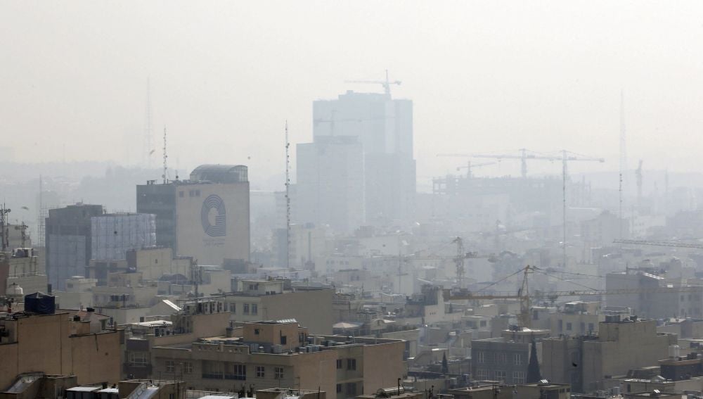 La contaminación cubre Teherán